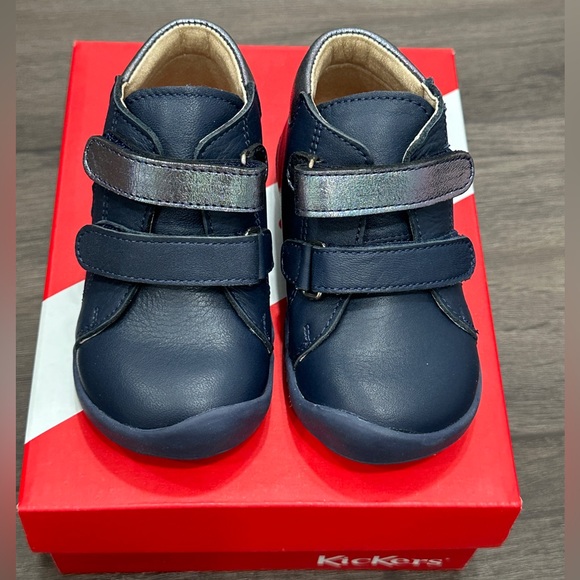 Kickers navy blue kids shoes. Size 22. US size 6. Brand new in box - Picture 5 of 16